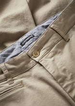 Load image into Gallery viewer, Colorado/1 - Sand Cotton Super Stretch Chino
